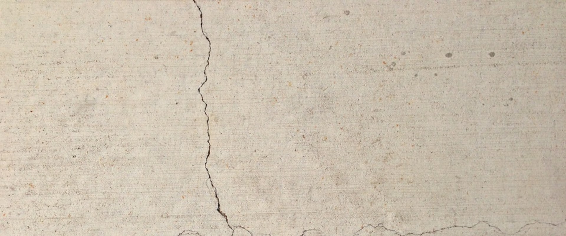 How to Repair Fine Cracks in Concrete Structures