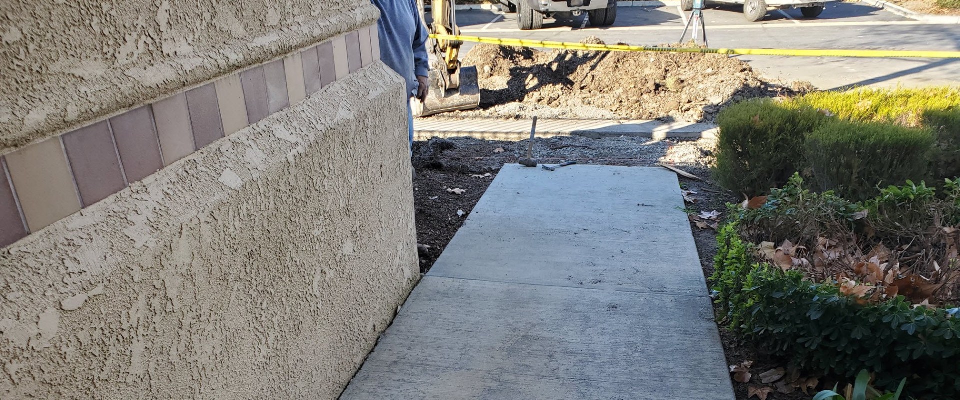 What causes concrete steps to collapse?