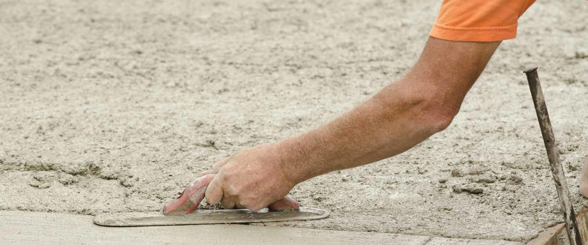 Can you stick concrete to concrete?