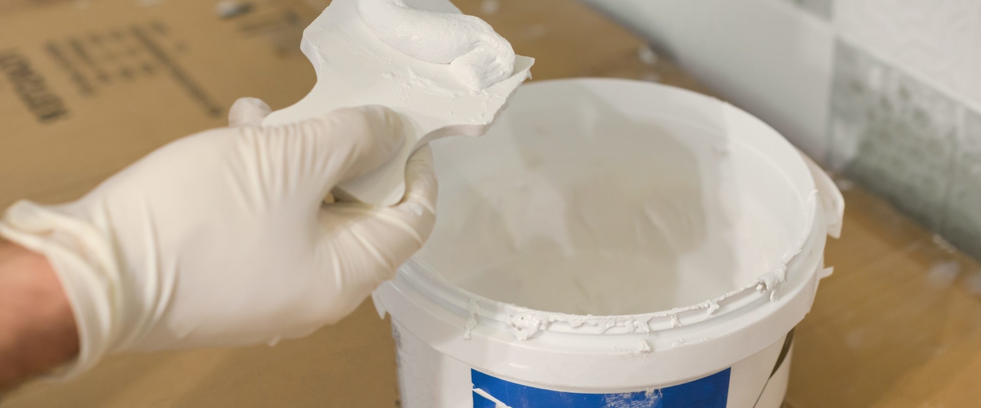 The Best Adhesive for Bonding Concrete to Concrete