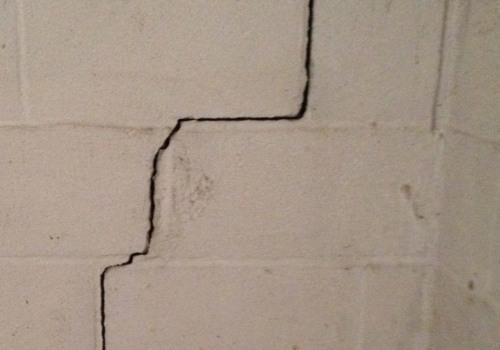 Can the wall of concrete blocks be repaired?